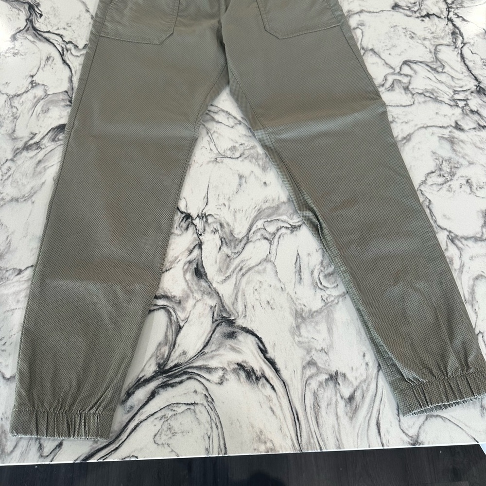 Bevy Flog Woman’s Jogger
